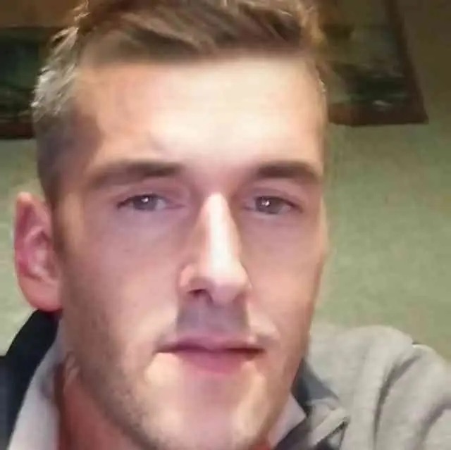 Vinicio - Aarwangen - Berne | Gay