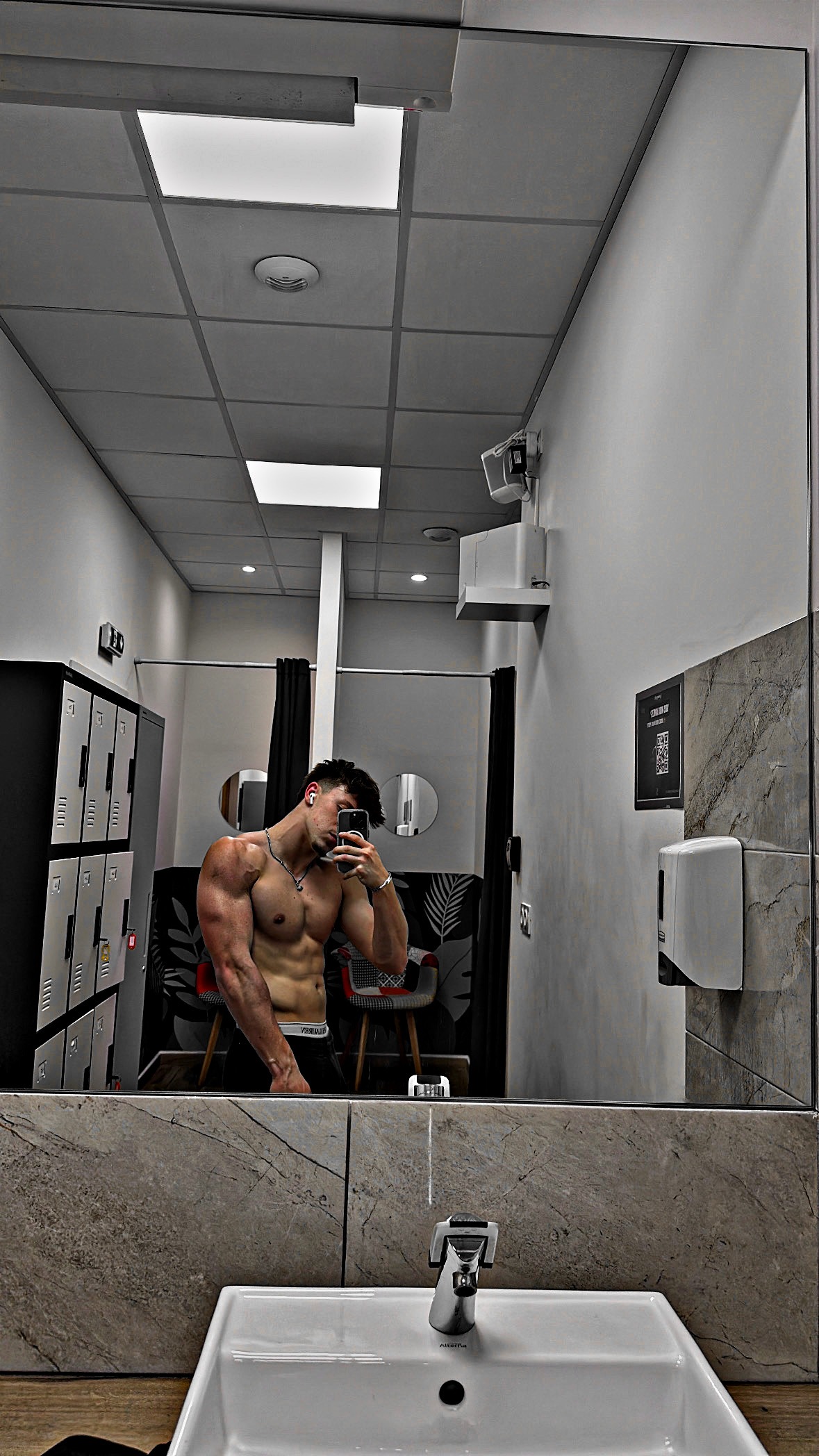 Amar - Baldegg - Lucerne | Gay