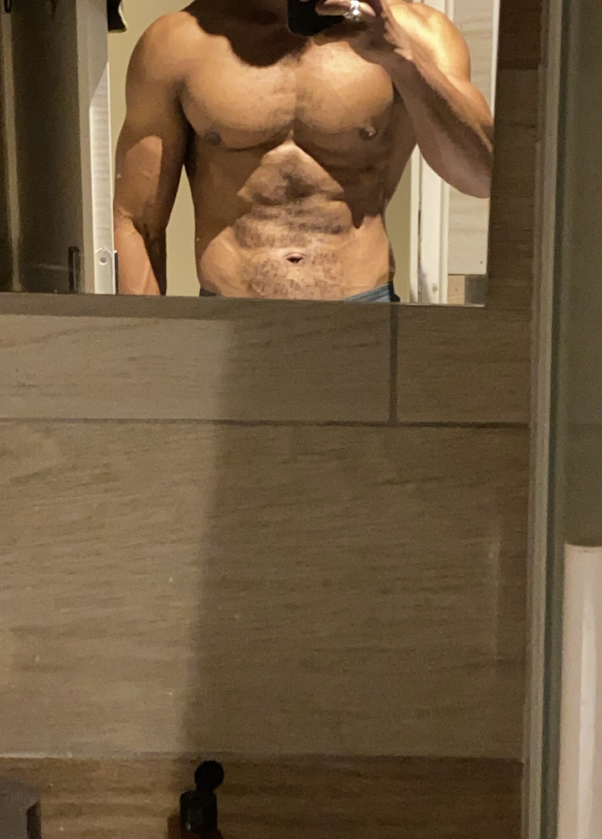 Dhia - Duillier - Vaud | Gay