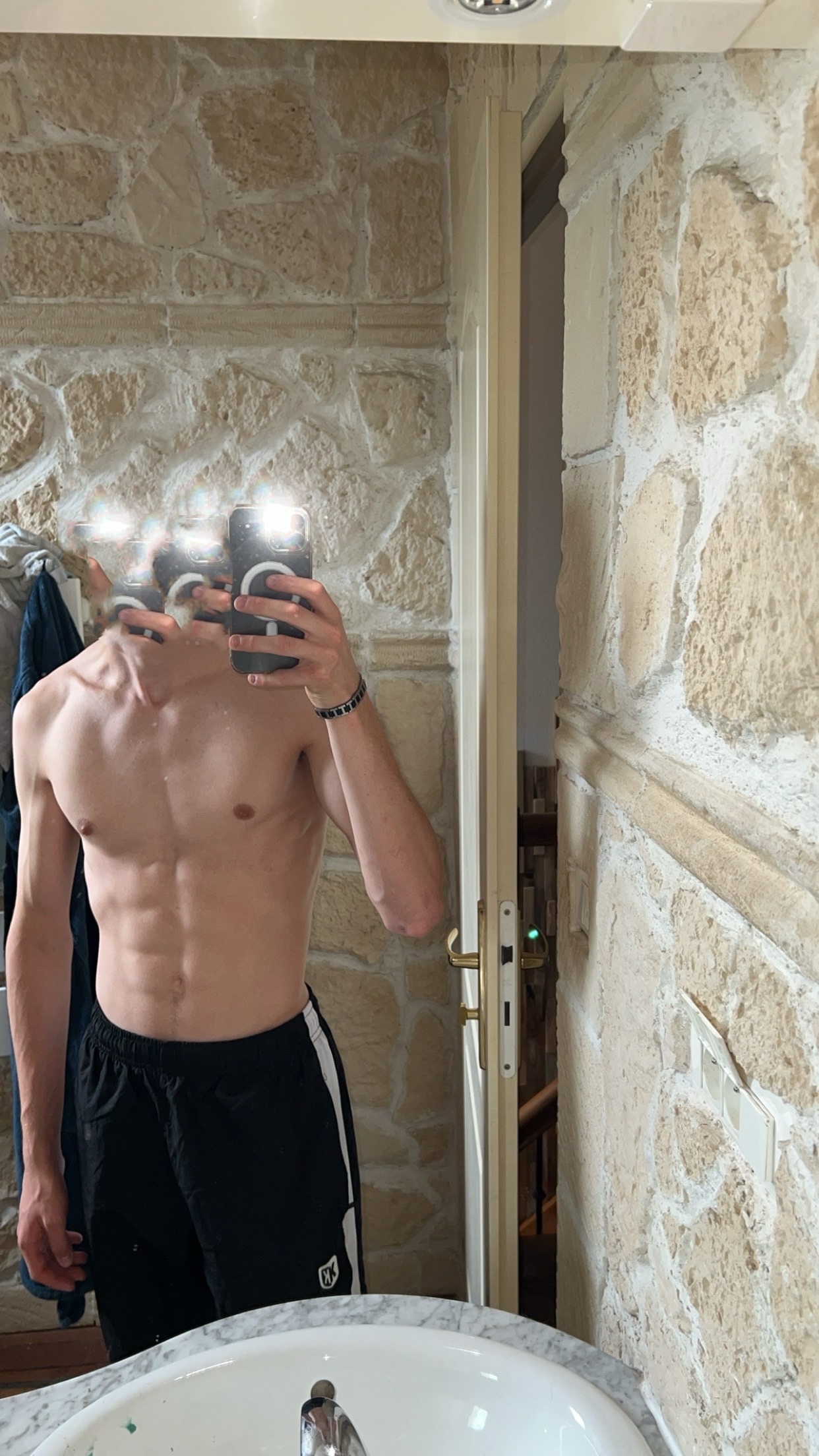 Alaric - Bellevue - Genève | Gay