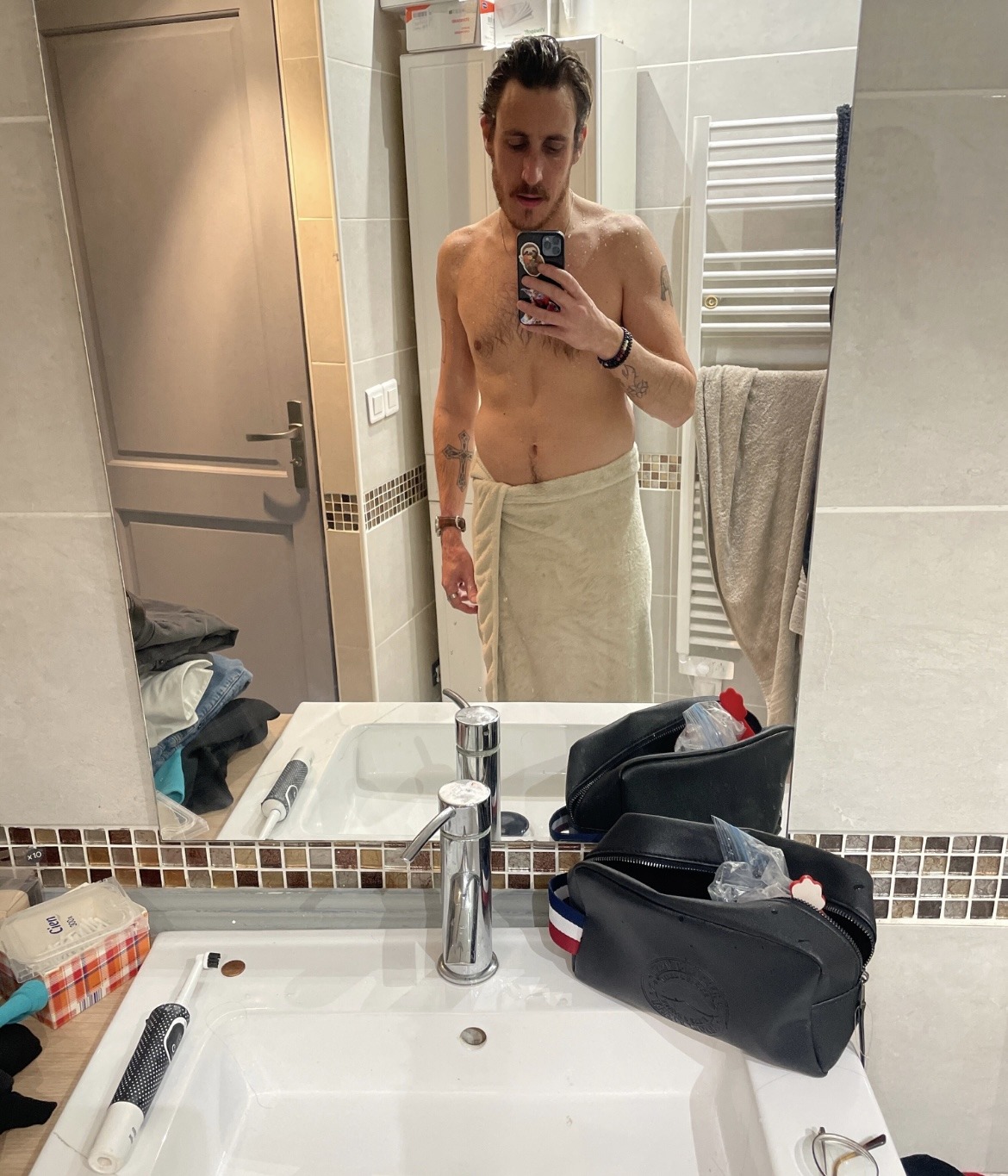 Abdelwahed - Isenthal - Uri | Gay