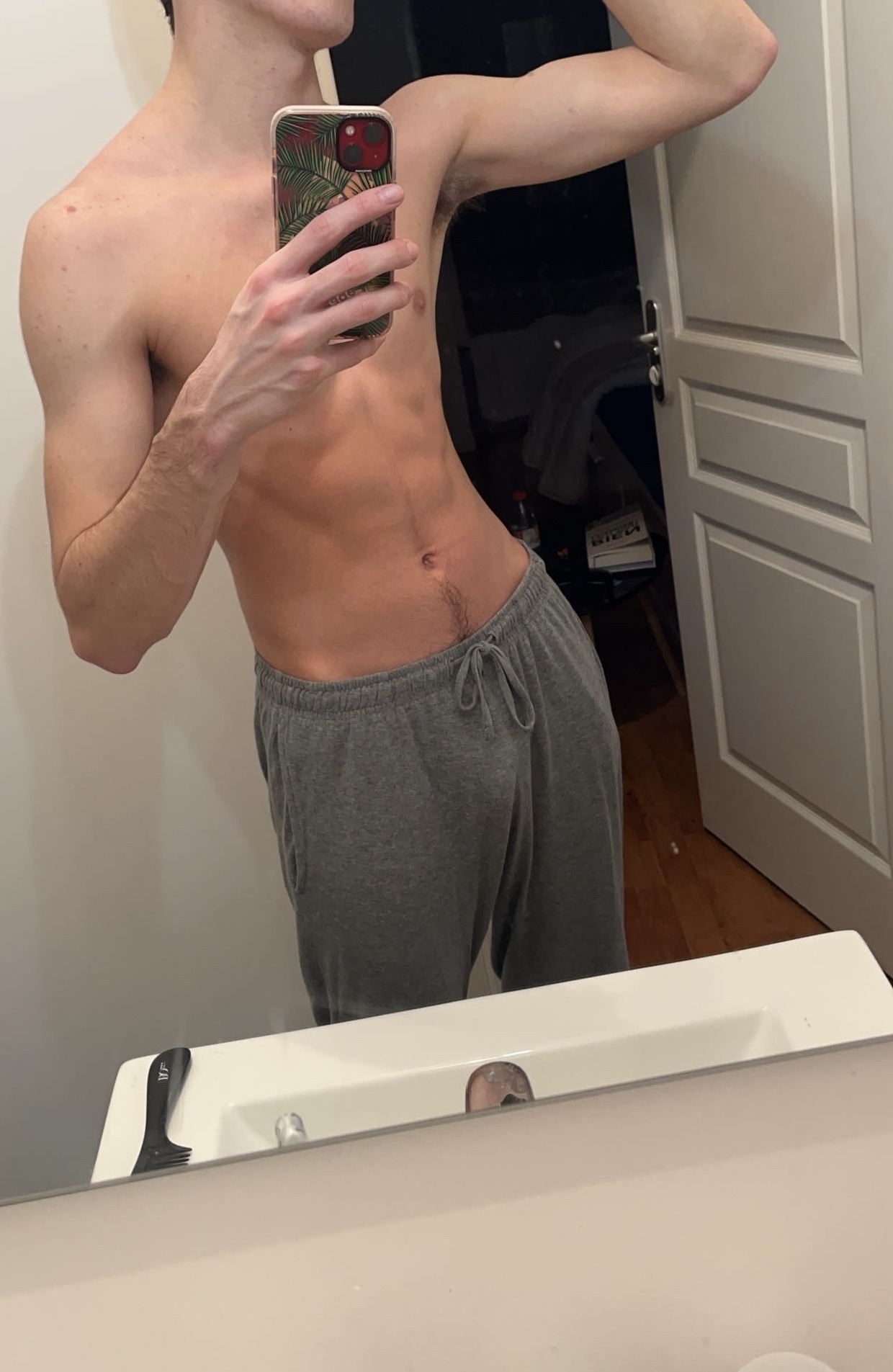 Konstantin - Camischolas - Grisons | Gay