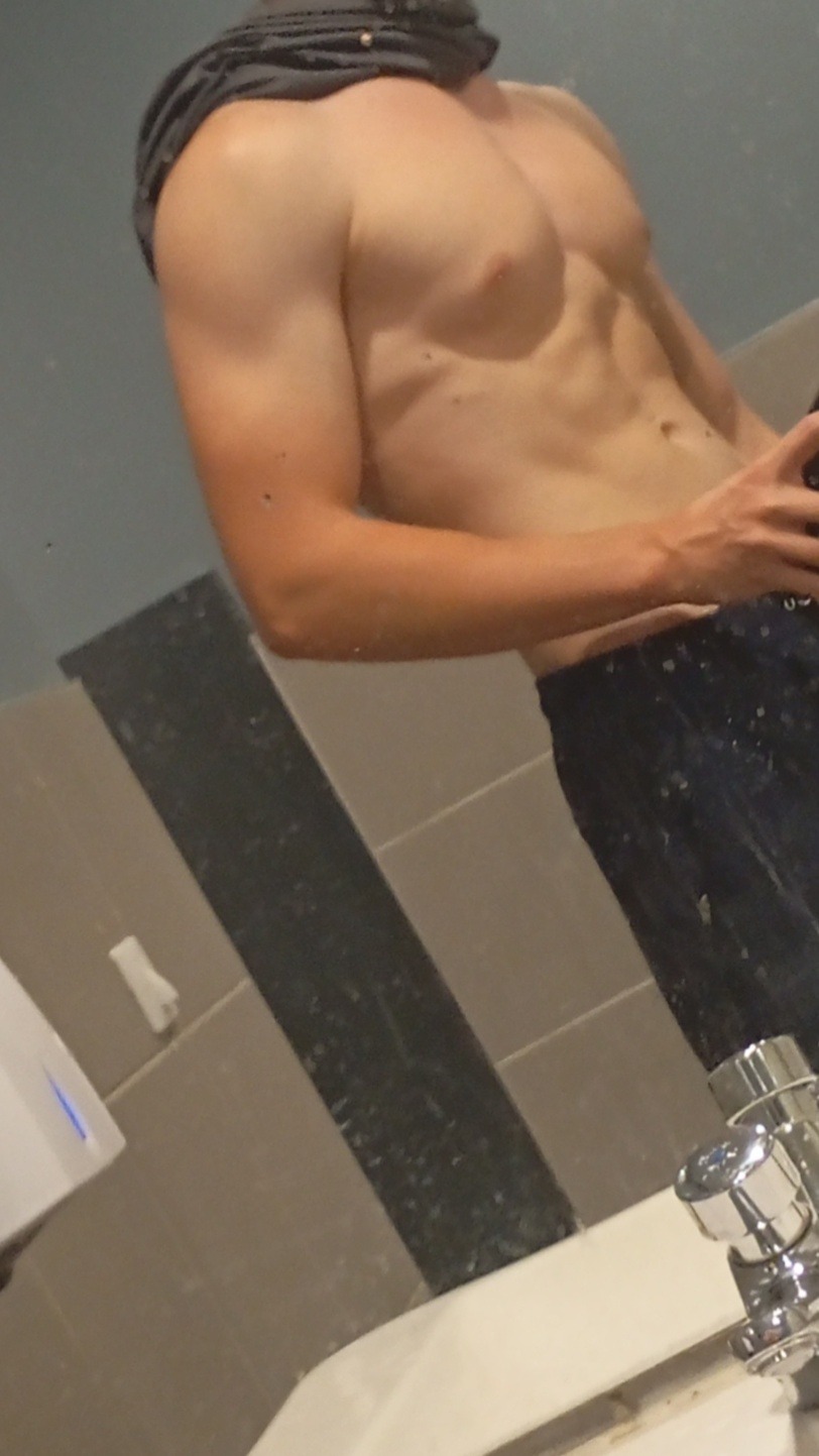 Nacym - Gempenach - Fribourg | Gay